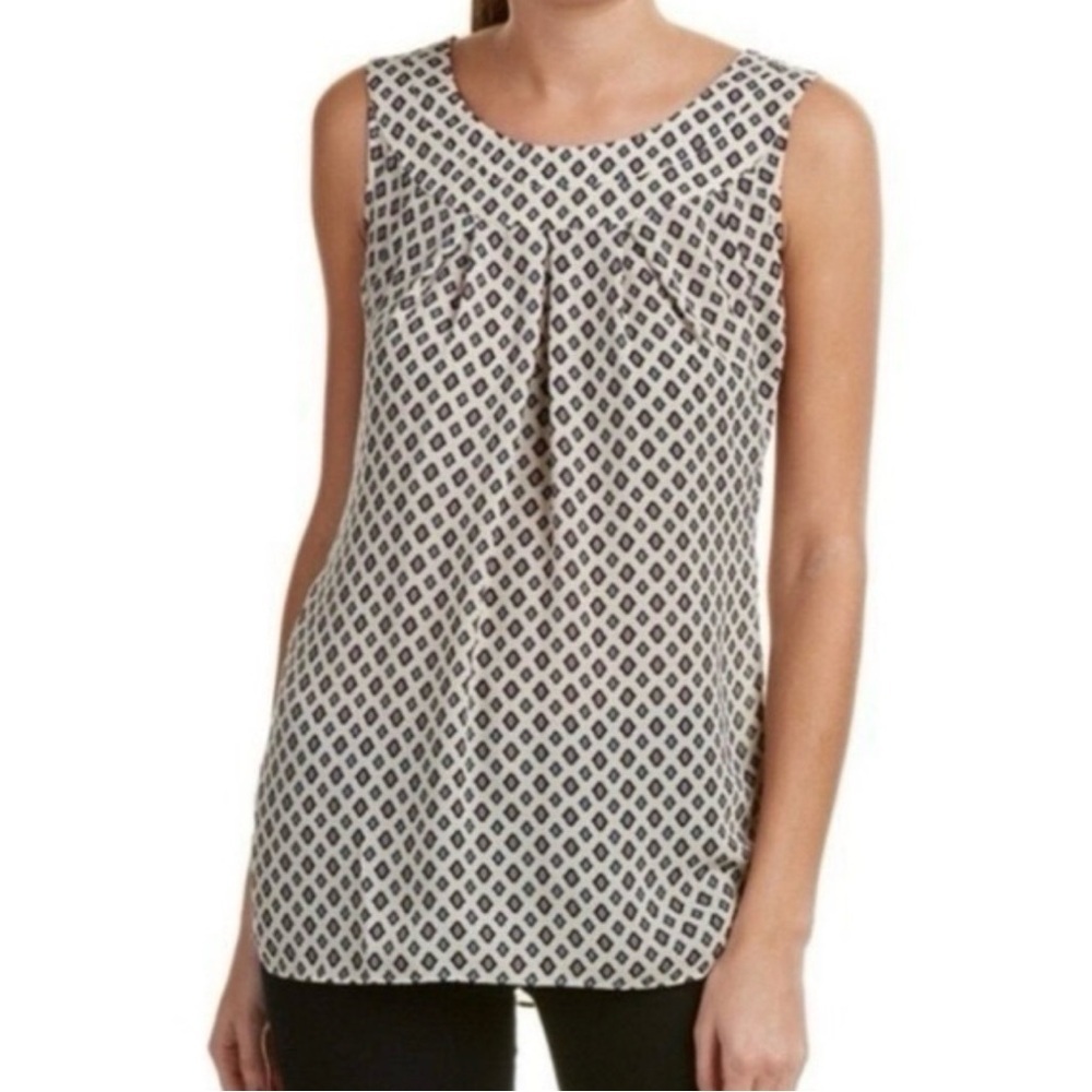 CAbi #3272 Sz Medium Cream Cleo Foulard Diamond Print Sleeveless Bohemian Top